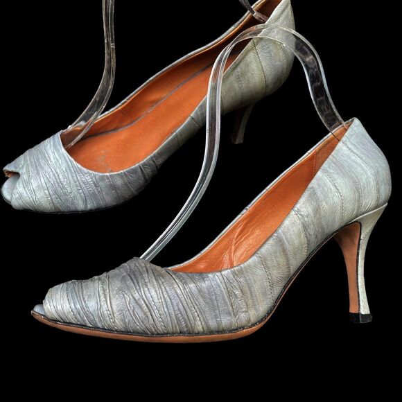Hugo Boss Heels Italy Sz 38 EU/7.5 US Gray Reptile Leather Peep Toe Pump Shoes - Picture 1 of 13